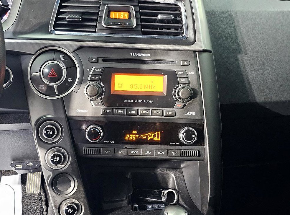 KG모빌리티(쌍용)  코란도 CX7(4WD) 사진 12