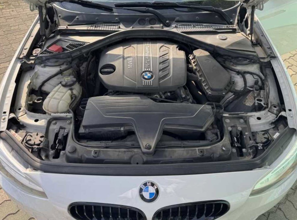 BMW 1시리즈 118d 스포츠 사진 14