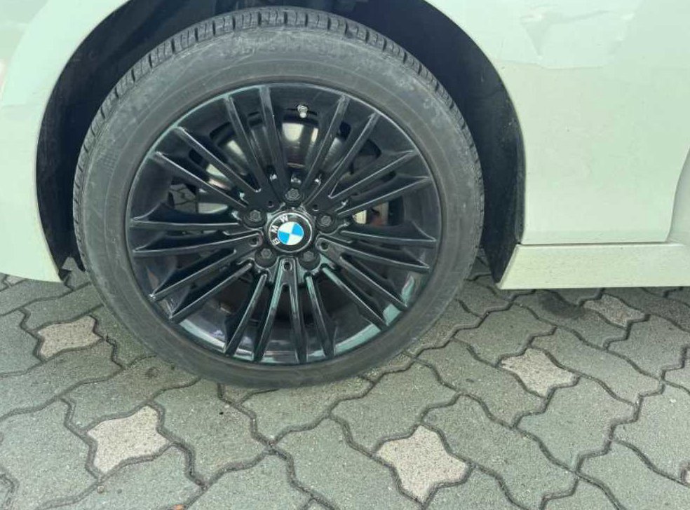 BMW 1시리즈 118d 스포츠 사진 18