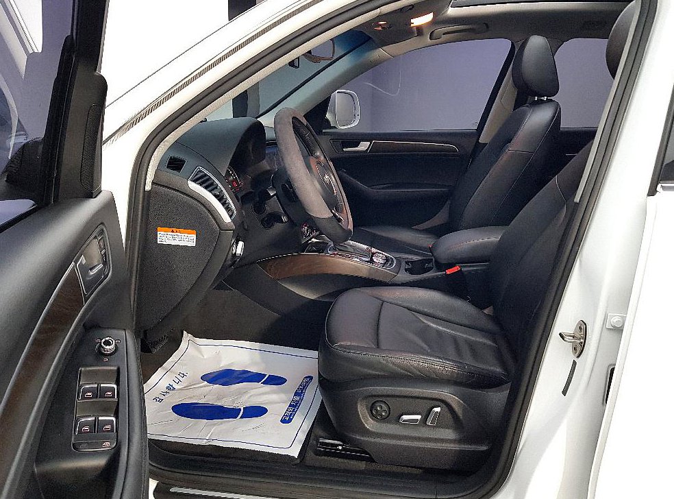 아우디 Q5 45 TDI 콰트로 사진 8