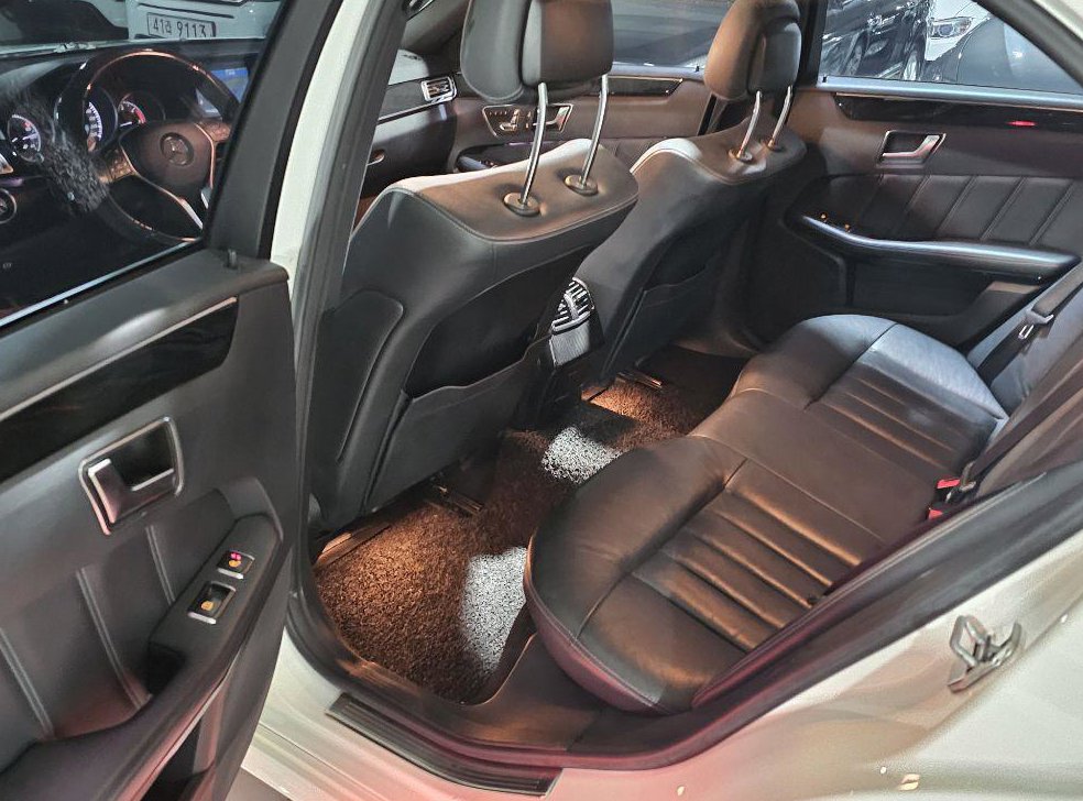 벤츠 E 클래스 E220 CDI 아방가르드 사진 16