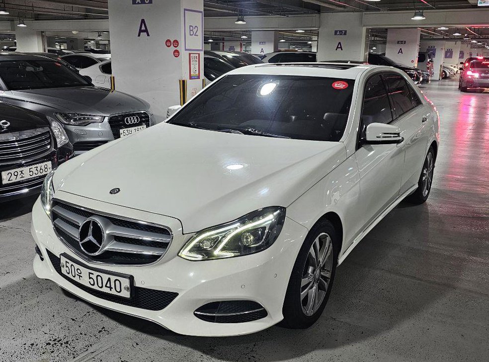 벤츠 E 클래스 E220 CDI 아방가르드 사진 2