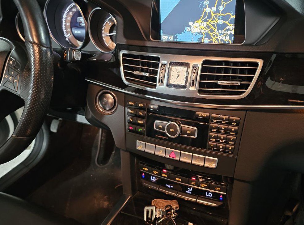 벤츠 E 클래스 E250 CDI 4MATIC 사진 11
