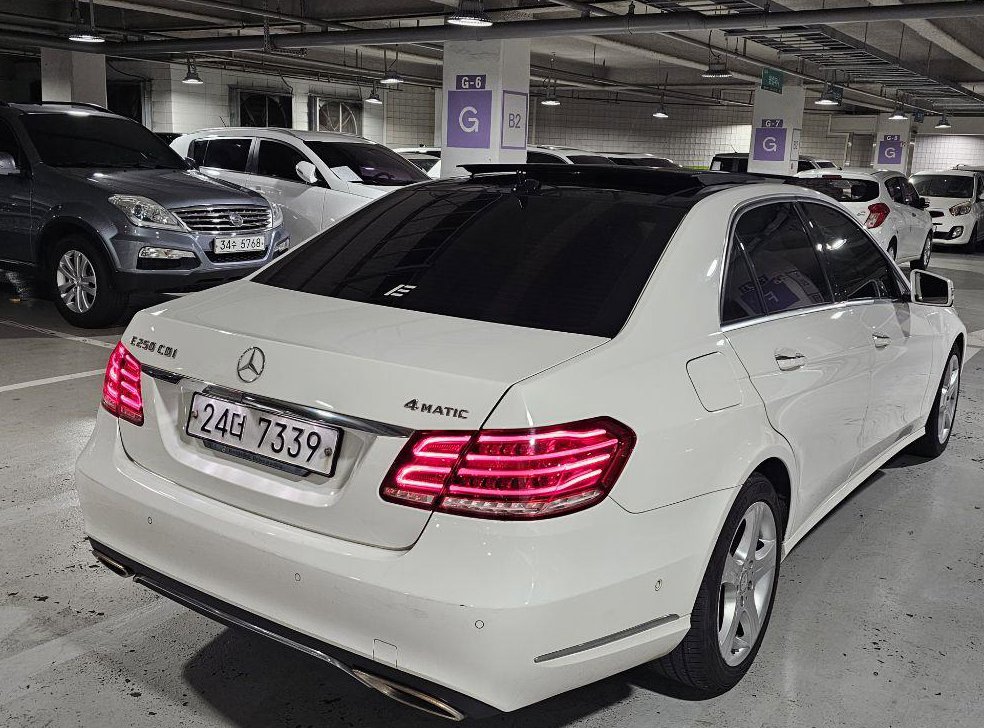 벤츠 E 클래스 E250 CDI 4MATIC 사진 4