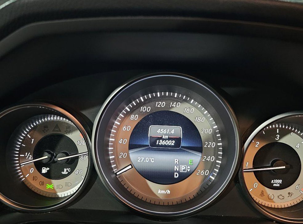 벤츠 E 클래스 E250 CDI 4MATIC 사진 5