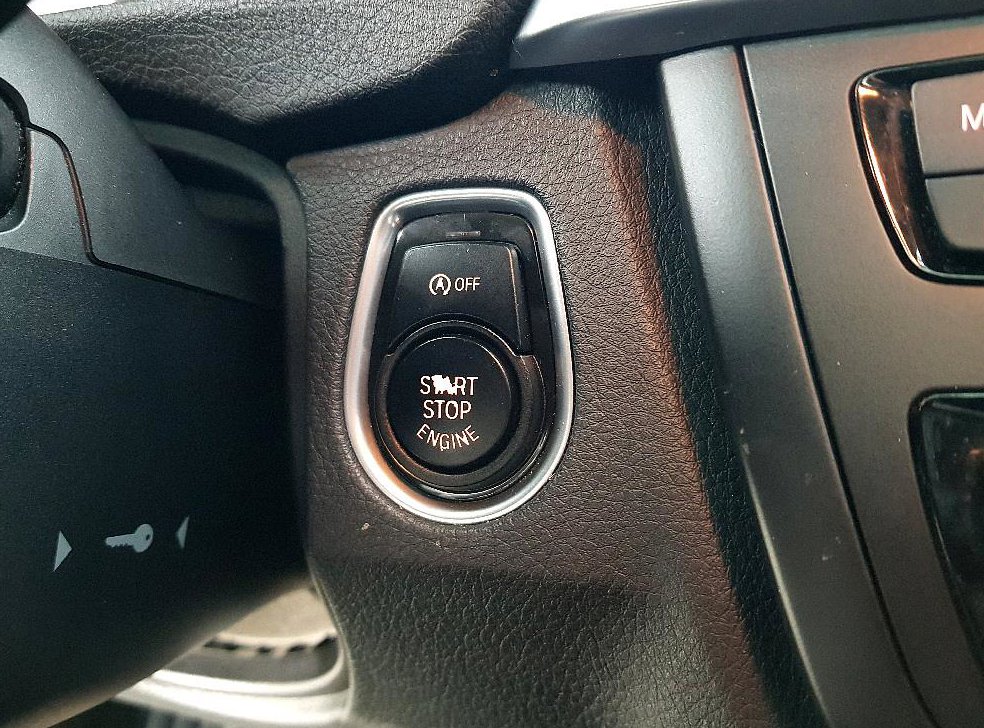 BMW 3시리즈 320d 사진 14