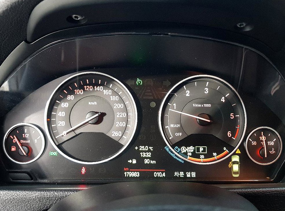 BMW 3시리즈 320d 사진 7