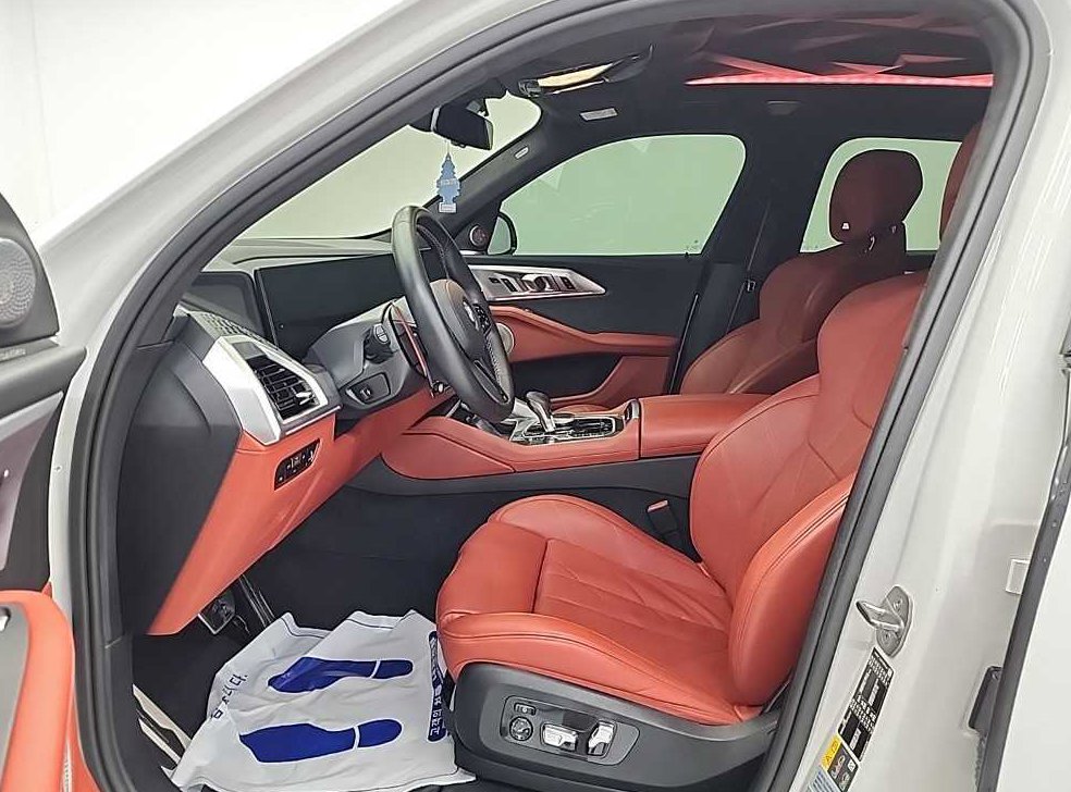 BMW XM 4.4 사진 12