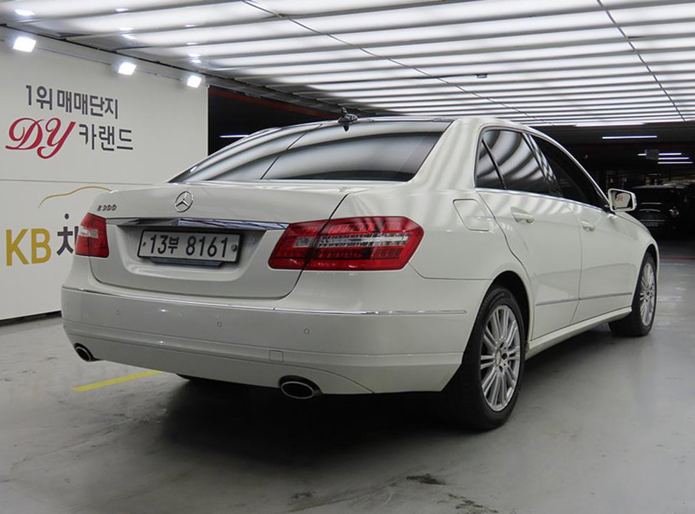 벤츠 E 클래스 E300 엘레강스 사진 4