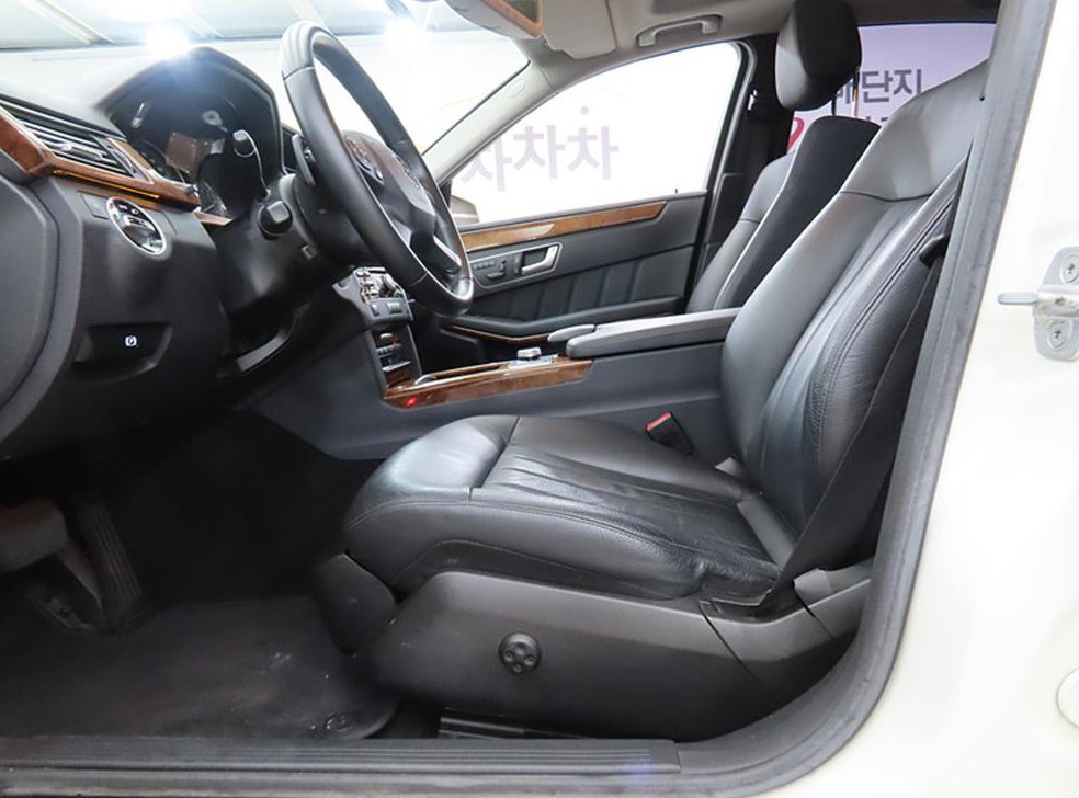 벤츠 E 클래스 E300 엘레강스 사진 5