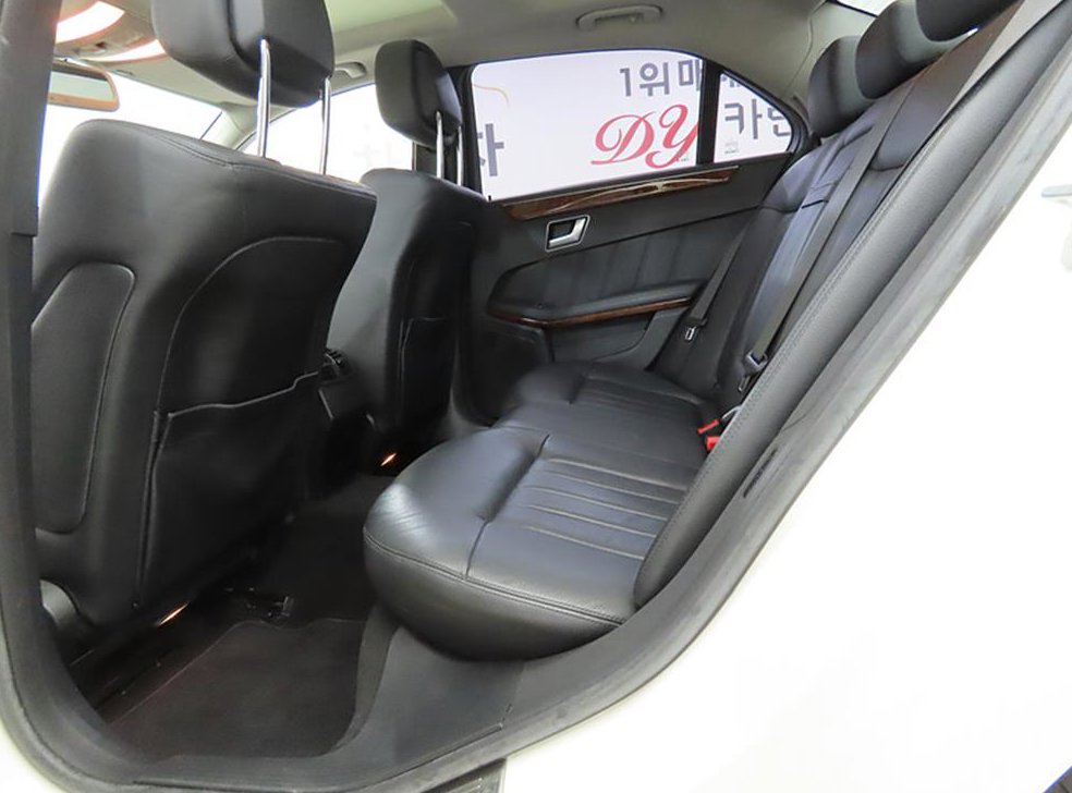 벤츠 E 클래스 E300 엘레강스 사진 6
