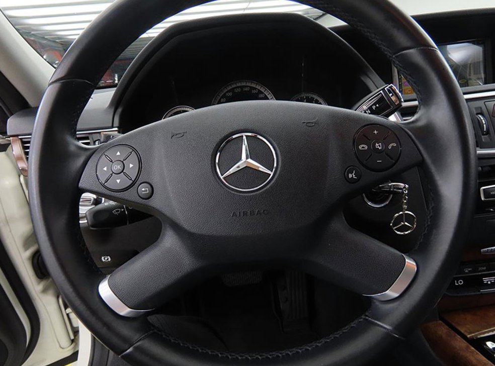 벤츠 E 클래스 E300 엘레강스 사진 8