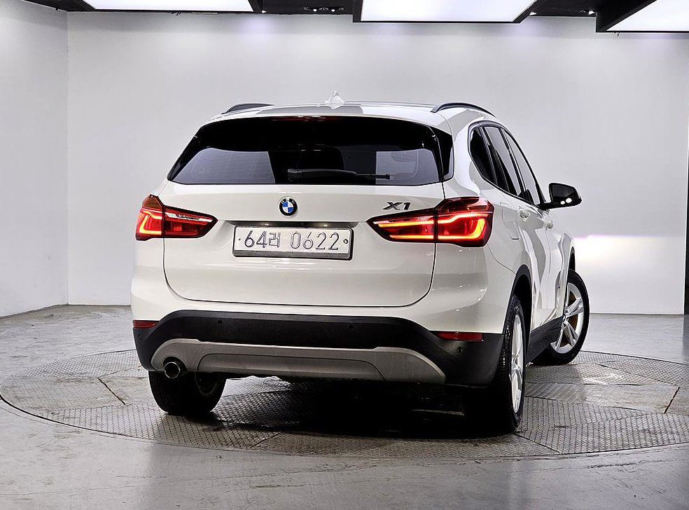 BMW X1 xDrive 18d 사진 3