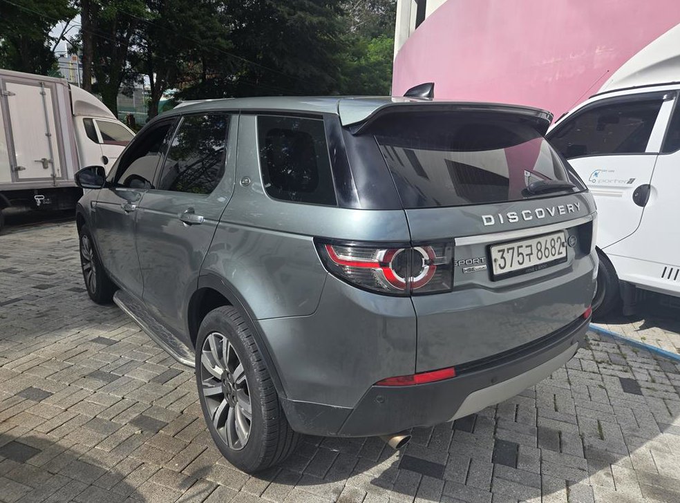 랜드로버 디스커버리 스포츠 2.0 TD4 HSE 럭셔리 사진 4