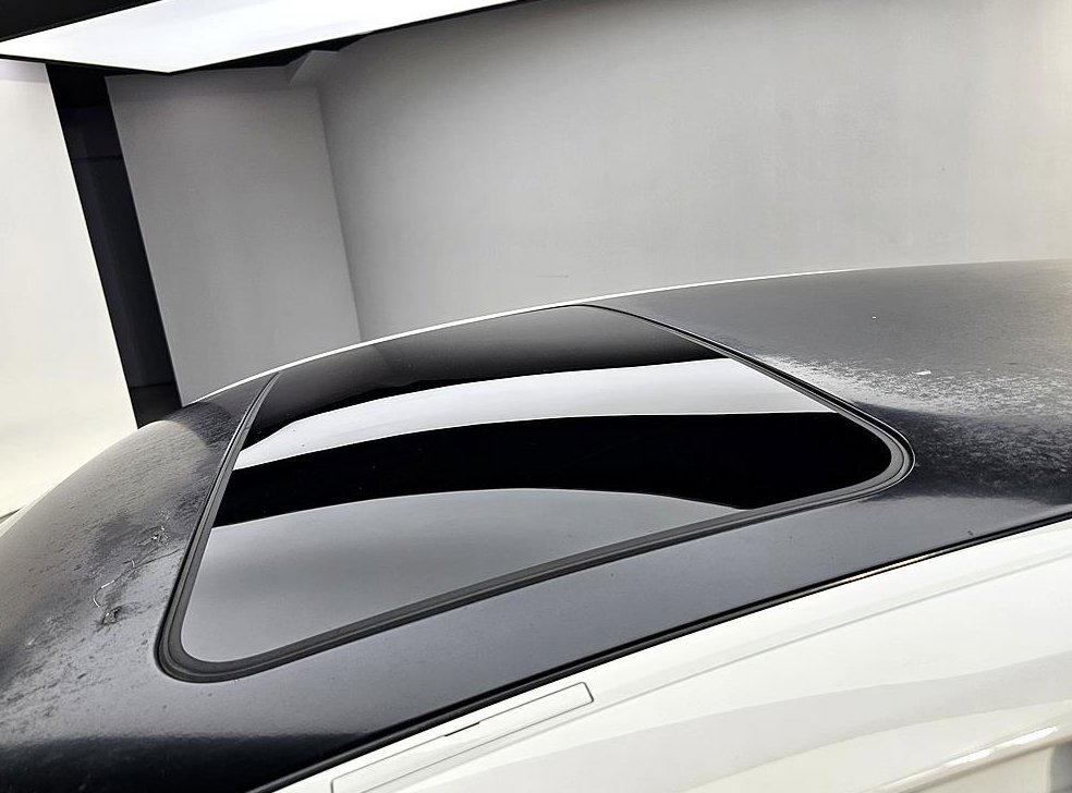 BMW 1시리즈 118d M 스포츠 섀도우 에디션 사진 13