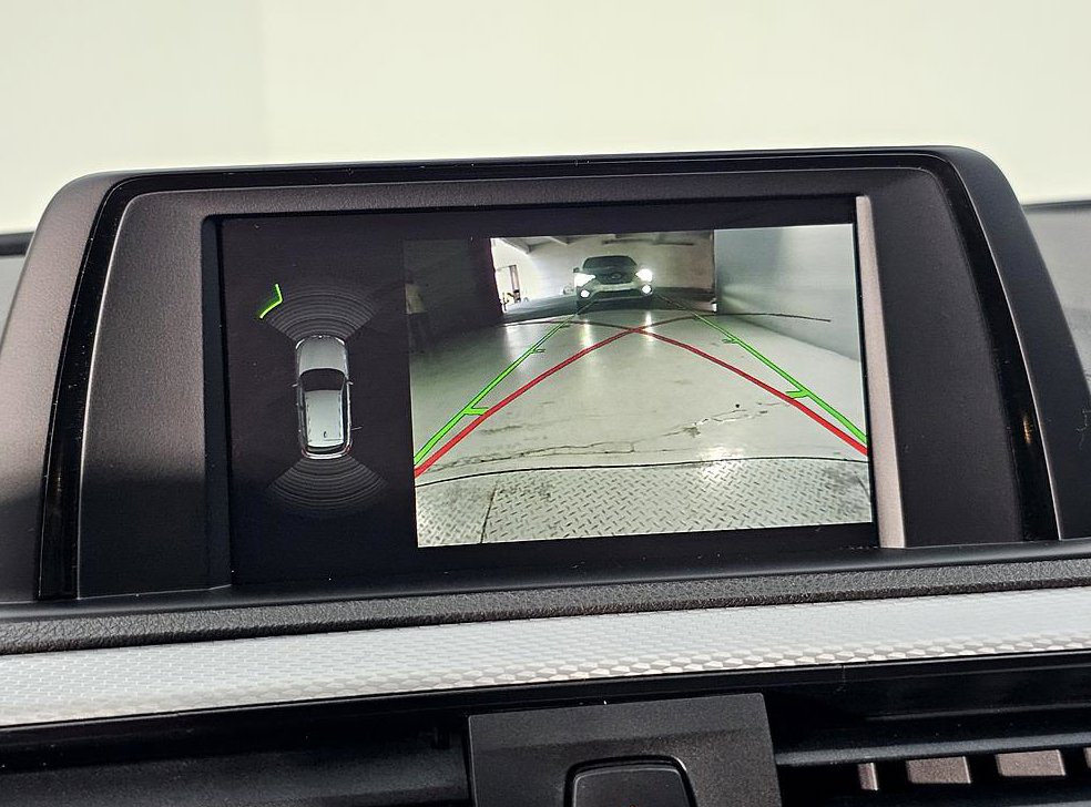 BMW 1시리즈 118d M 스포츠 섀도우 에디션 사진 14