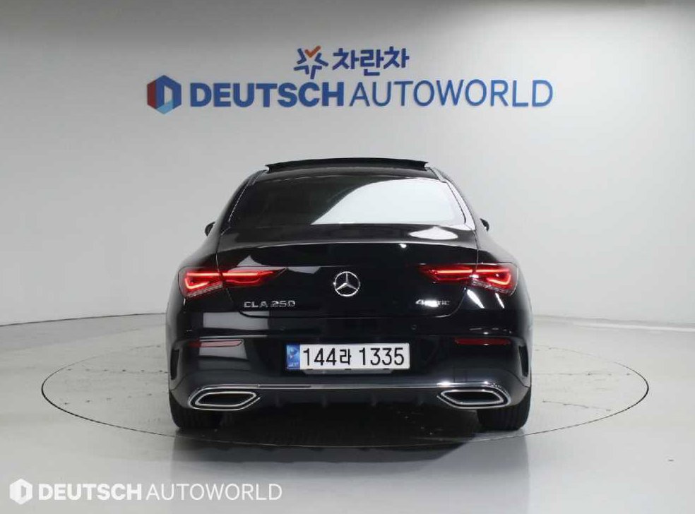 벤츠 CLA 클래스 CLA 250 4MATIC 사진 4