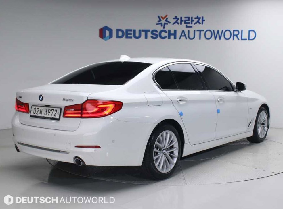 BMW 5시리즈 530i xDrive 럭셔리 플러스 사진 2