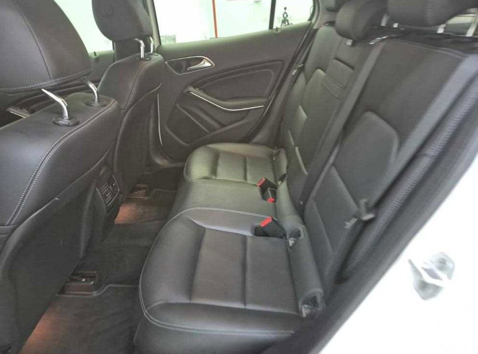 벤츠 GLA 클래스 GLA200 CDI 사진 12