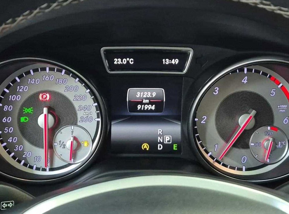 벤츠 GLA 클래스 GLA200 CDI 사진 6