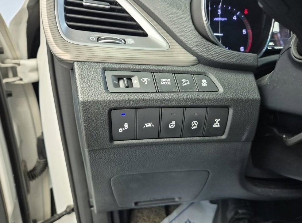 현대 맥스크루즈 E-VGT R2.2 4WD 사진 17