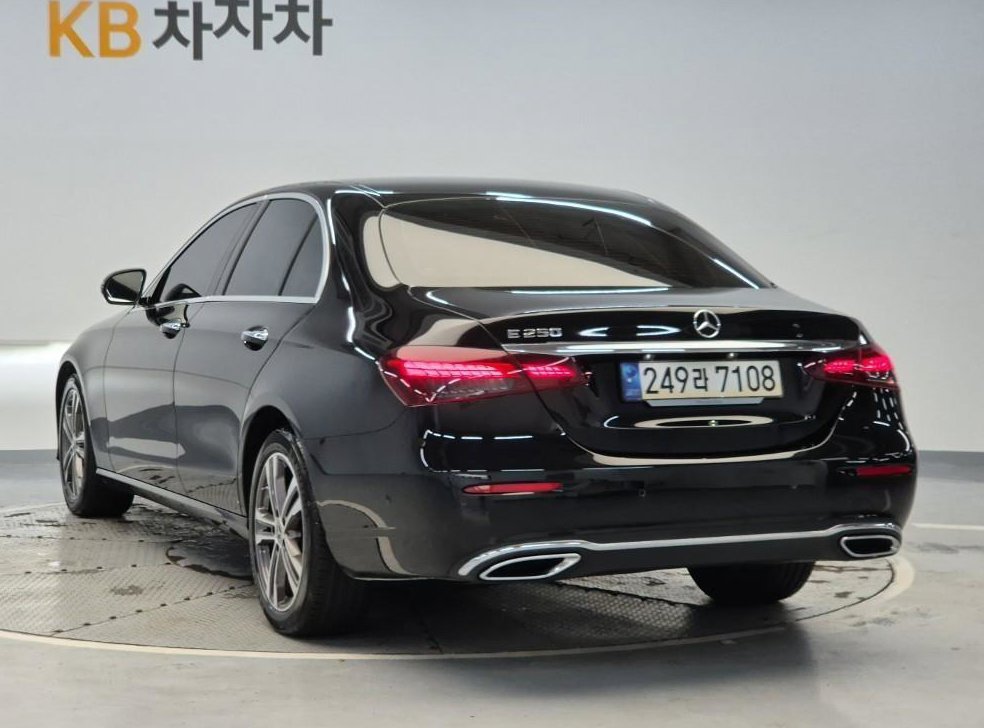 벤츠 E 클래스 E250 아방가르드 사진 2