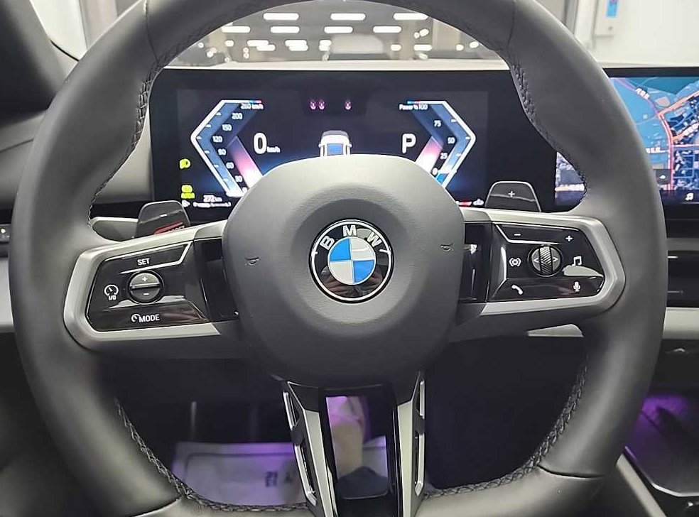 BMW 5시리즈 520i 사진 10