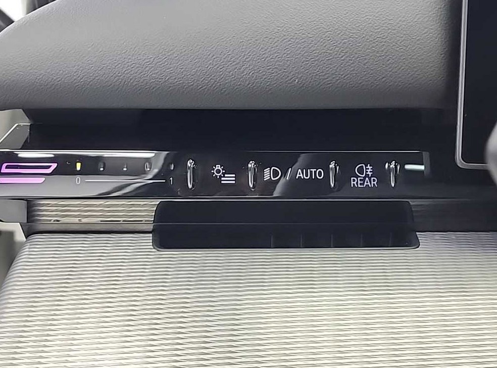 BMW 5시리즈 520i 사진 18