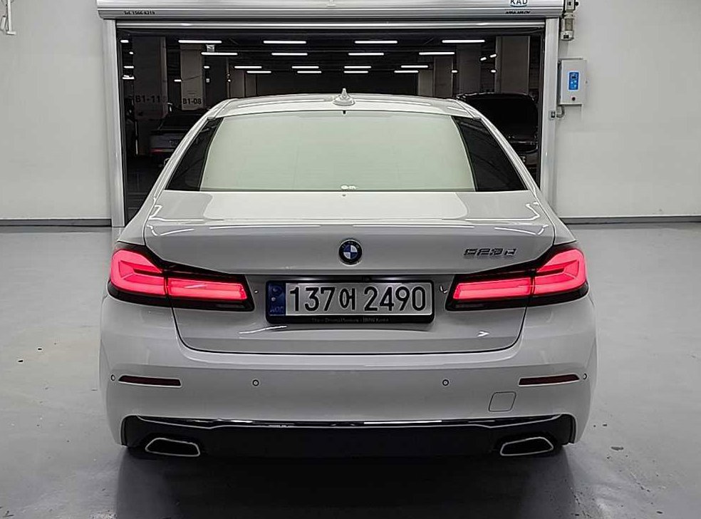 BMW 5시리즈 523d 럭셔리 사진 4