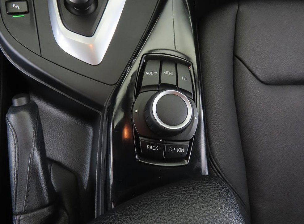 BMW 1시리즈 118d 어반 사진 14