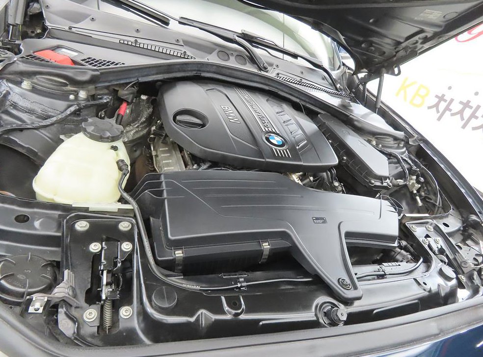 BMW 1시리즈 118d 어반 사진 19