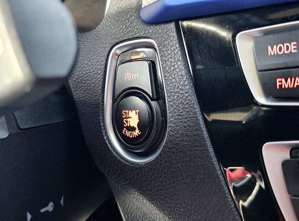 BMW 1시리즈 118d M 스포츠 섀도우 에디션 사진 13
