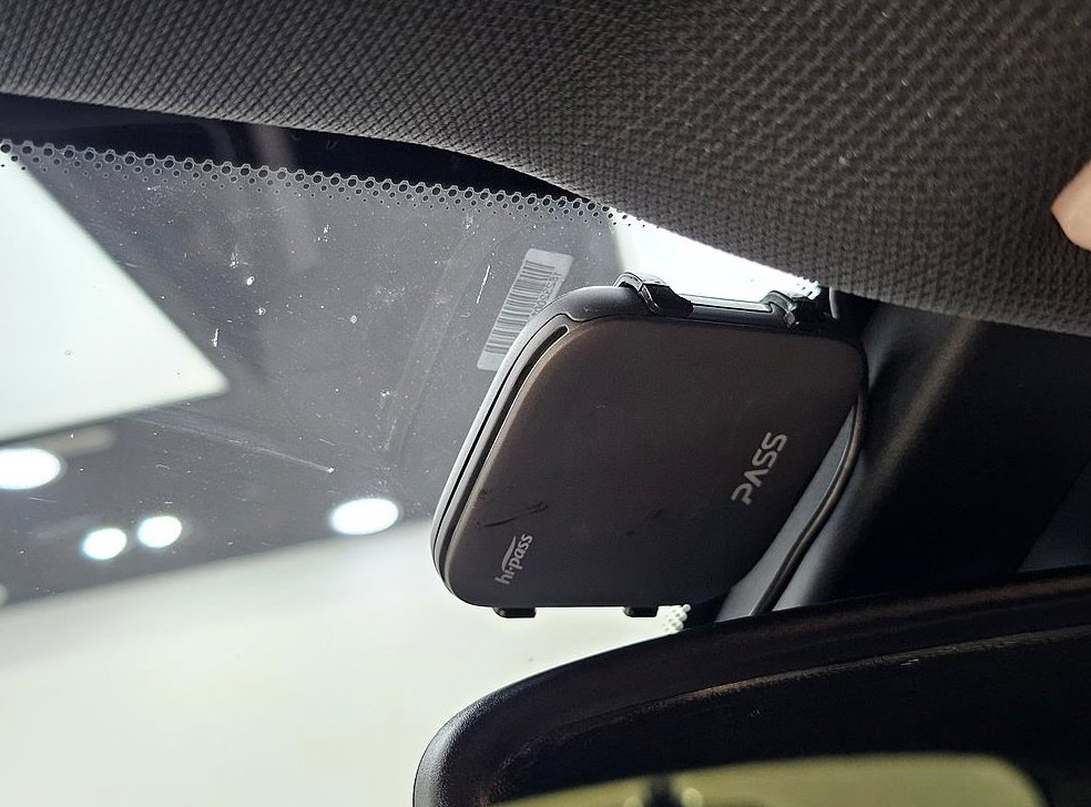 BMW 1시리즈 118d M 스포츠 섀도우 에디션 사진 15