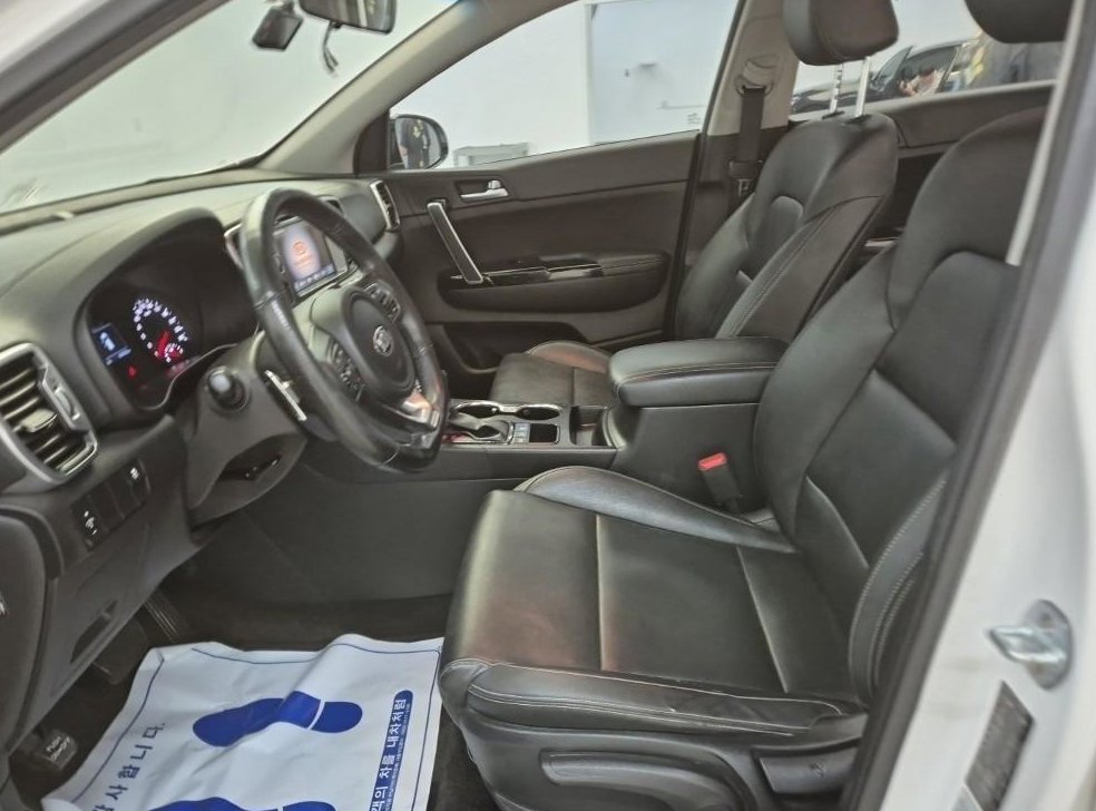 기아 스포티지 디젤 2.0 2WD 프레스티지 사진 11