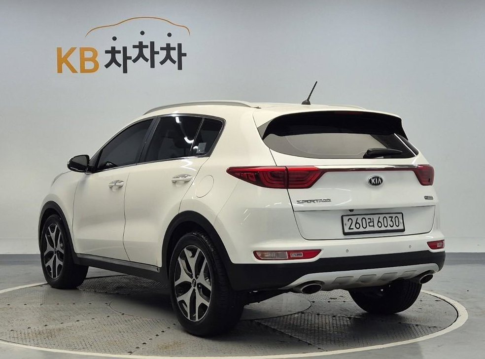 기아 스포티지 디젤 2.0 2WD 프레스티지 사진 2