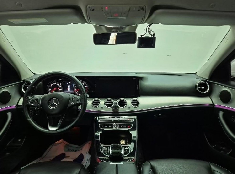 벤츠 E 클래스 E200 아방가르드 사진 8
