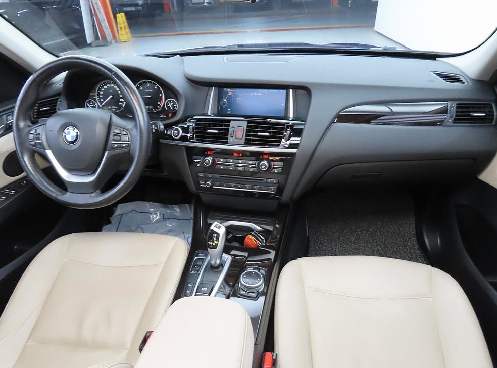 BMW X3 xDrive 20d 사진 5