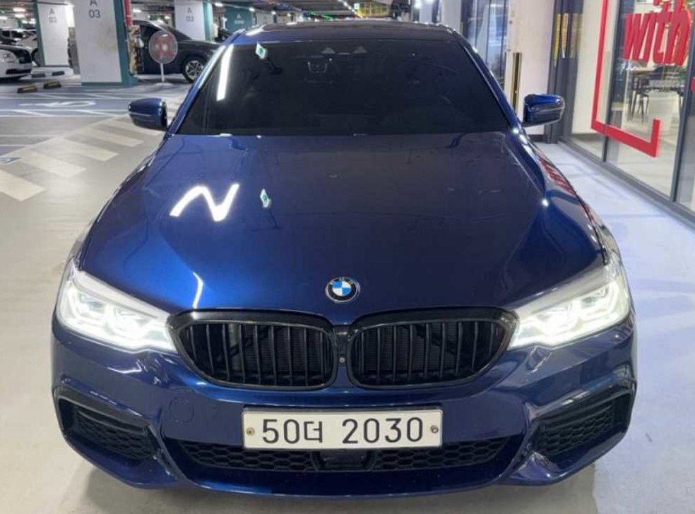 BMW 5시리즈 520d M 스포츠 플러스