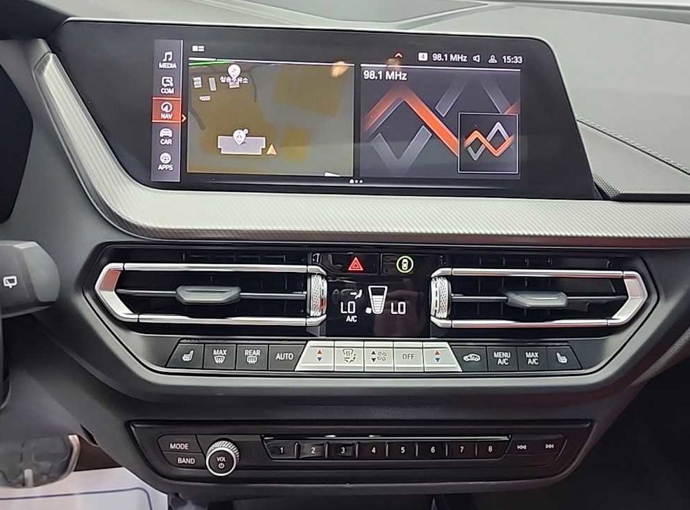 BMW 1시리즈 M135i xDrive 사진 10
