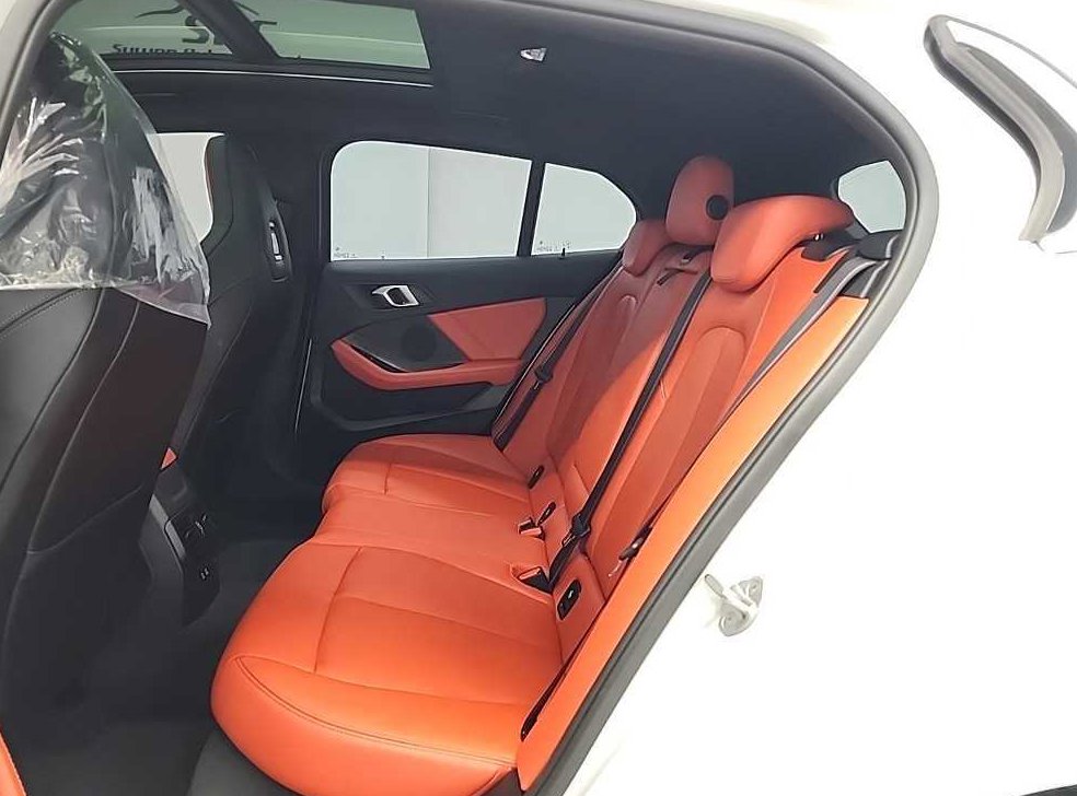BMW 1시리즈 M135i xDrive 사진 12
