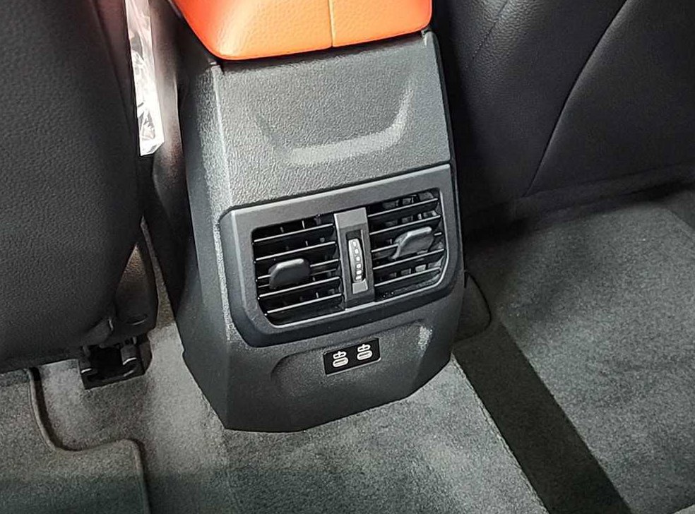 BMW 1시리즈 M135i xDrive 사진 13