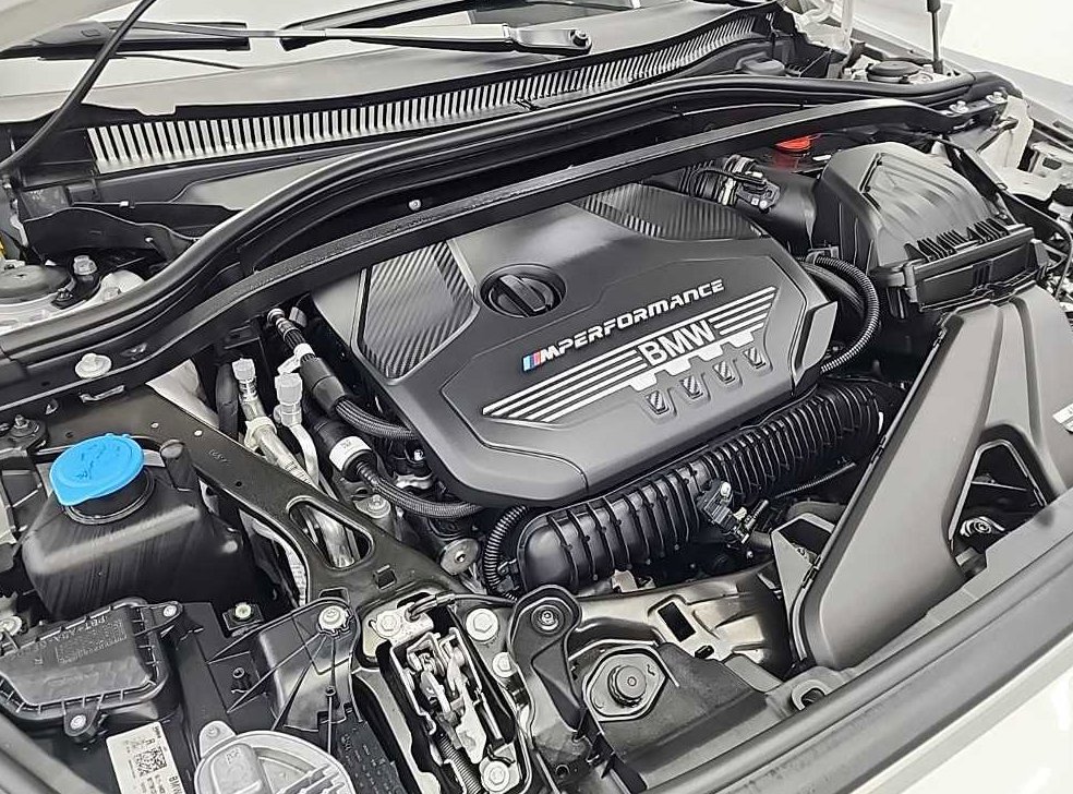 BMW 1시리즈 M135i xDrive 사진 5