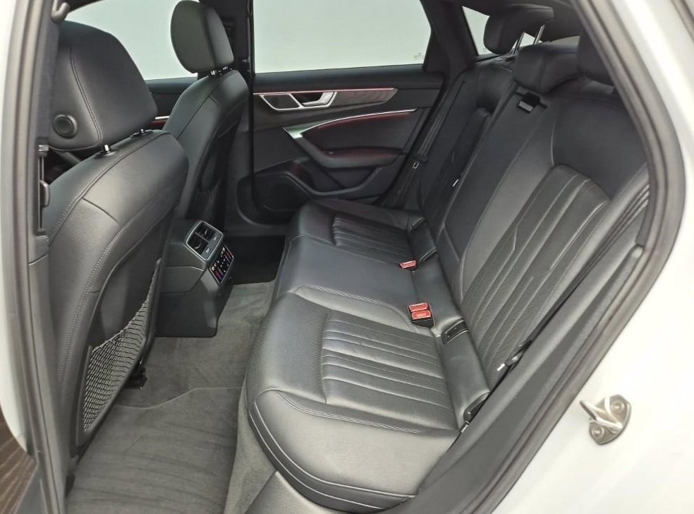아우디 A6 45 TFSI 콰트로 프리미엄 사진 12