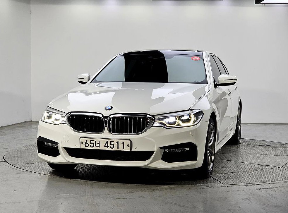 BMW 5시리즈 530i xDrive M 스포츠 플러스 사진 2