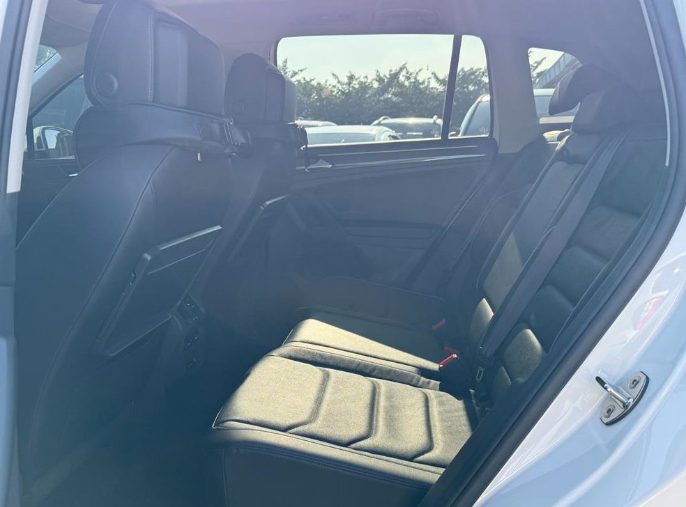 폭스바겐 티구안 2.0 TDI 프레스티지 사진 12