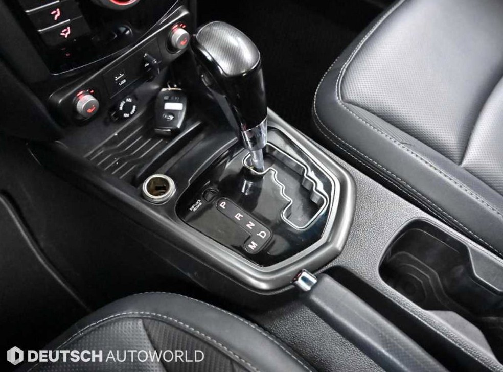 KG모빌리티(쌍용)  티볼리 가솔린 2WD 1.6 LX 사진 9
