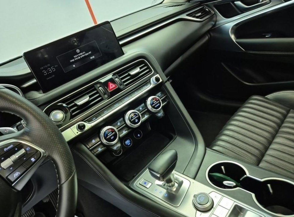 제네시스 G70 가솔린 2.0T 2WD 사진 10
