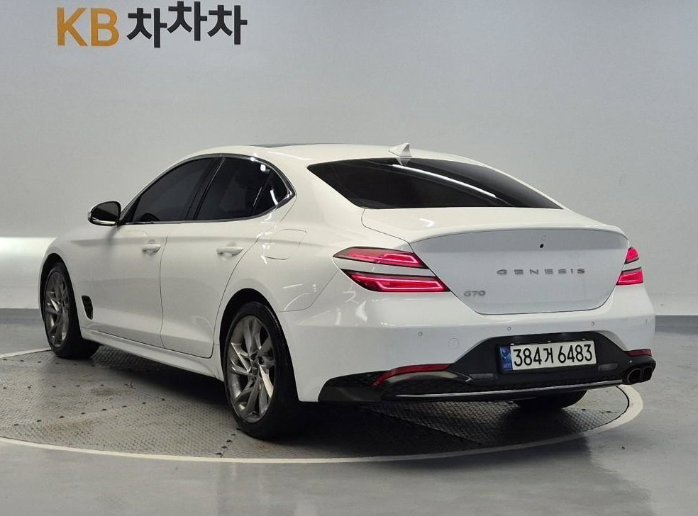 제네시스 G70 가솔린 2.0T 2WD 사진 2