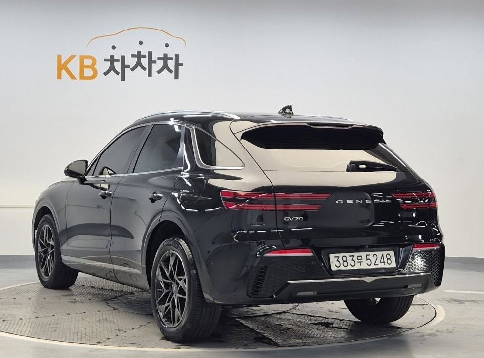 제네시스 GV70 2.2 디젤 2WD 사진 2