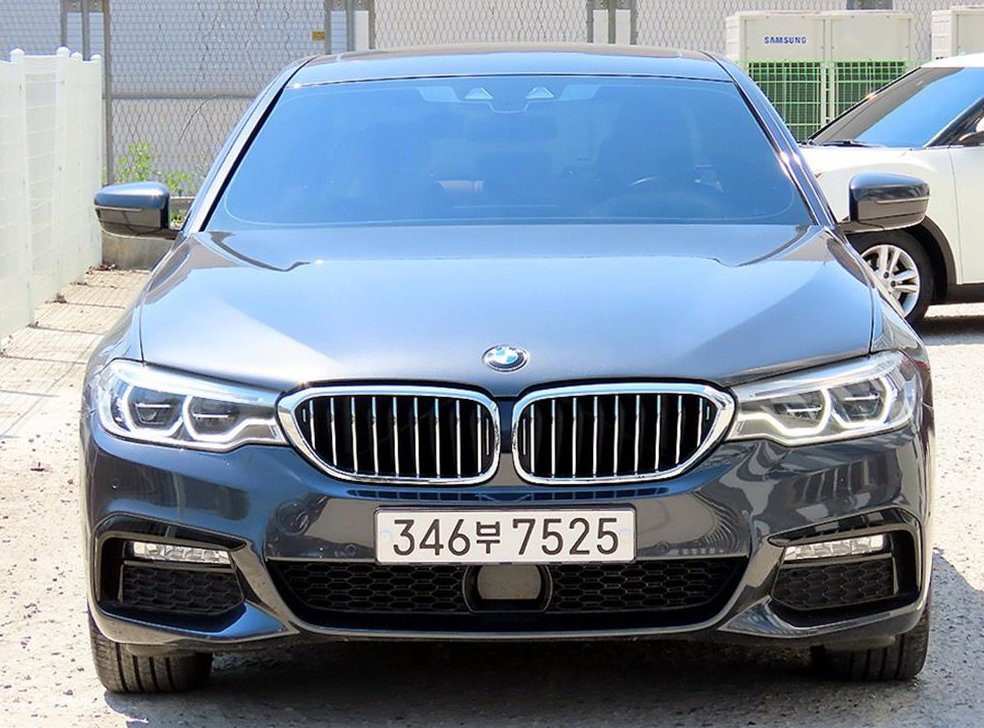 BMW 5시리즈 530i xDrive M 스포츠